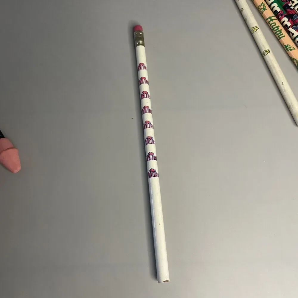 Vintage Lot of 12 Wooden Pencils 4 Power Rangers Casper Iditarod Snoopy‎ Atlas